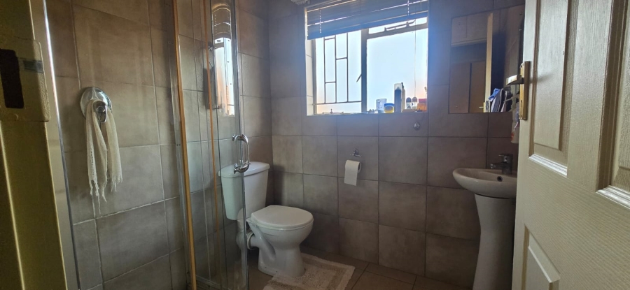 3 Bedroom Property for Sale in Meiringspark Ext 1 North West